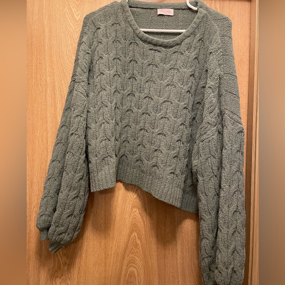 Cozy Cable Knit Sweater - Olive Green